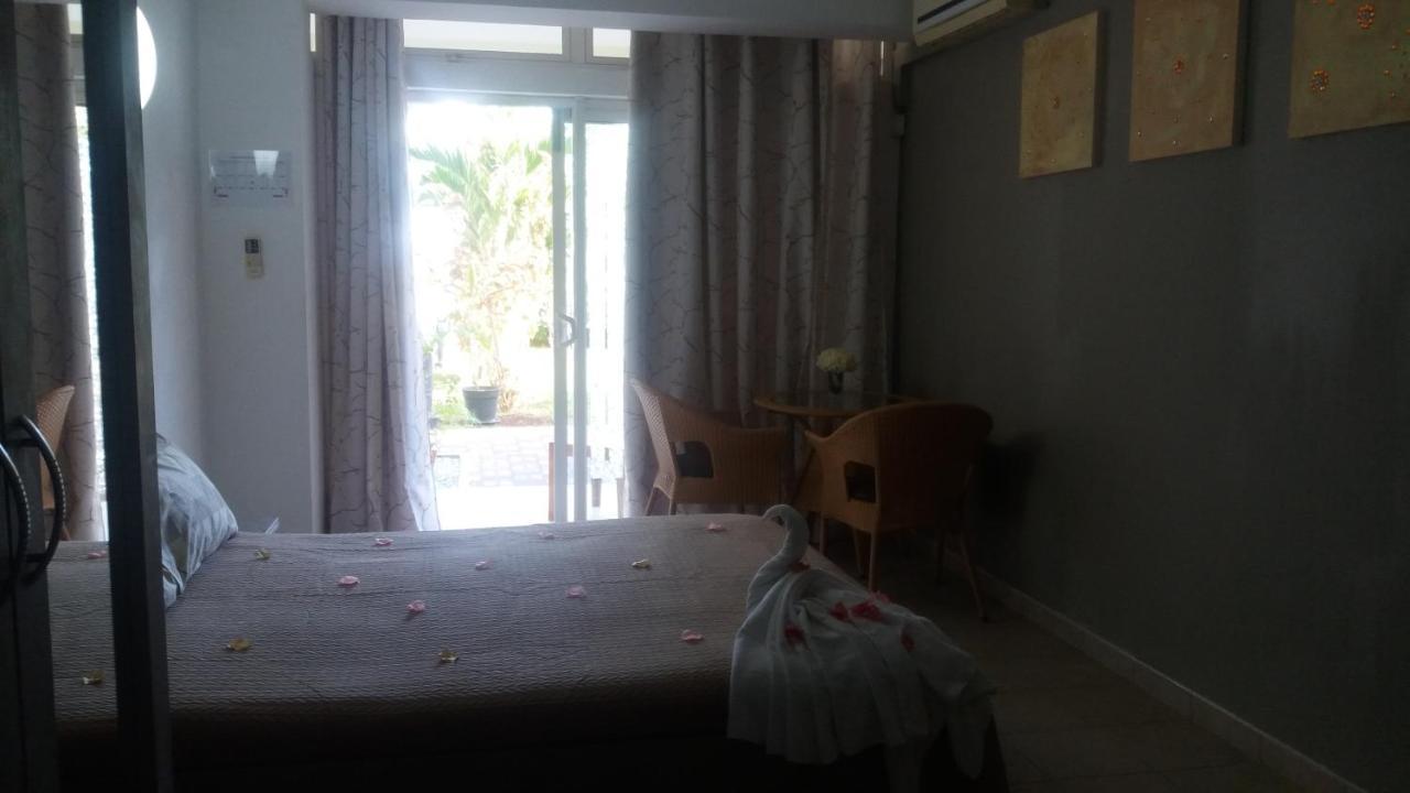 West Coast View Studios & Appartment Flic en Flac Ngoại thất bức ảnh
